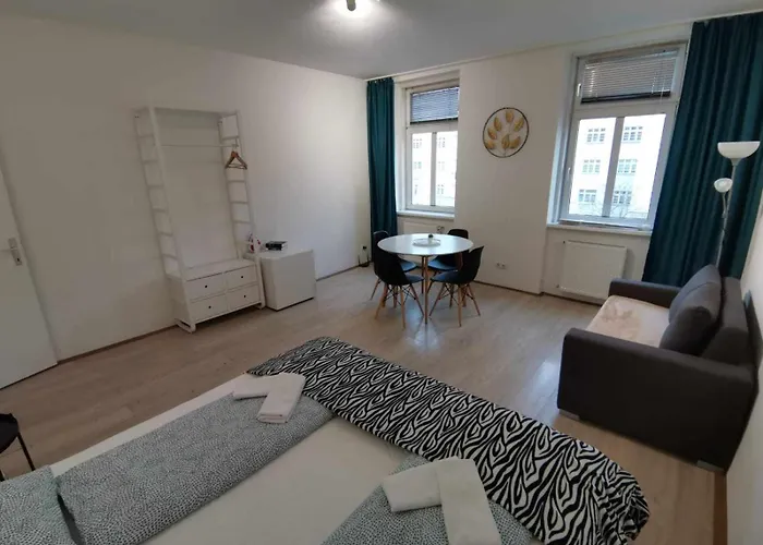 Central Apartment Metro 1 Min.
